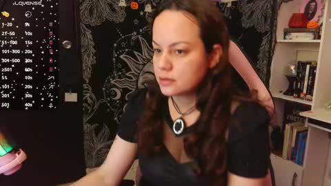 Claire online show from 10-14-25, 11:27