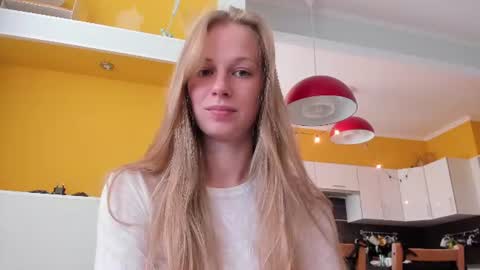 Alice  online show from 07-03-26, 12:44