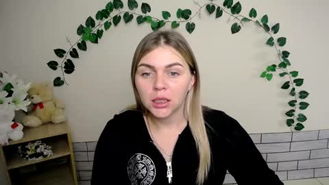 magic_katarina_ online show from 01-03-25, 08:32