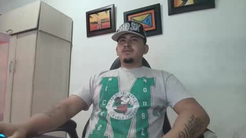 Snapshot of magic_milk23 chatting on 11-20-25, 10:59 magic_milk23 online show from 11-20-25, 10:59