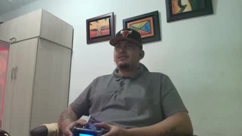 Snapshot of magic_milk23 chatting on 11-21-25, 03:49 magic_milk23 online show from 11-21-25, 03:49