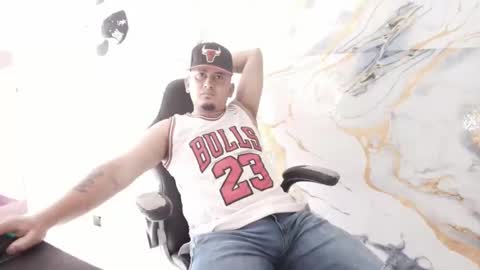 Snapshot of magic_milk23 chatting on 02-11-26, 03:17 magic_milk23 online show from 02-11-26, 03:17