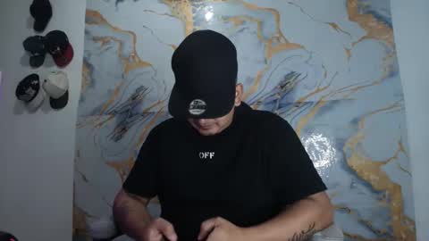 Snapshot of magic_milk23 chatting on 03-08-26, 05:44 magic_milk23 online show from 03-08-26, 05:44