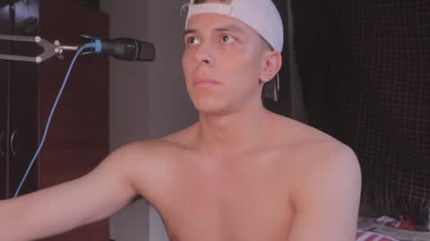 Tony Hoffa online show from 01-12-25, 10:22