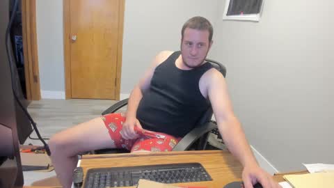 Snapshot of magicman176 chatting on 10-05-25, 03:10 Magic176 online show from 10-05-25, 03:10