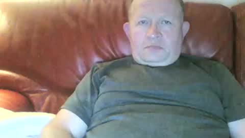 Snapshot of magicman250 chatting on 06-05-26, 09:42 magicman250 online show from 06-05-26, 09:42