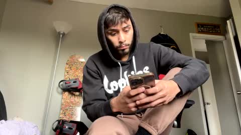 Snapshot of magicmatt230 chatting on 12-11-24, 05:59 magicmatt online show from 12-11-24, 05:59