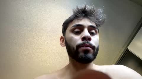 Snapshot of magicmatt230 chatting on 01-10-25, 06:17 magicmatt online show from 01-10-25, 06:17