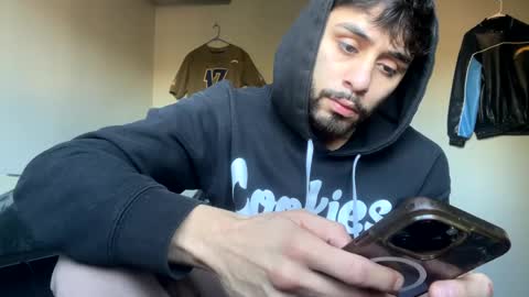 Snapshot of magicmatt230 chatting on 01-12-25, 04:29 magicmatt online show from 01-12-25, 04:29