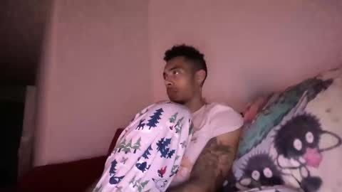 Magicsempai online show from 11-06-25, 10:21