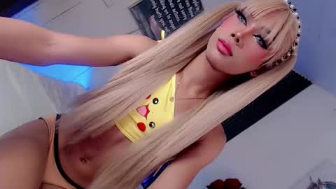 Mocah online show from 02-27-26, 02:39