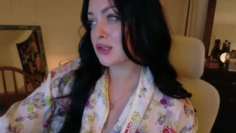 Snapshot of magnolia_jane chatting on 04-16-26, 04:57 Magnolia Maggie Maggie Jane online show from 04-16-26, 04:57