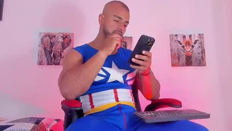 Snapshot of magnusclark chatting on 07-04-26, 01:17 Magnusclark online show from 07-04-26, 01:17
