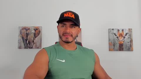 Snapshot of magnusclark chatting on 07-13-26, 05:49 Magnusclark online show from 07-13-26, 05:49
