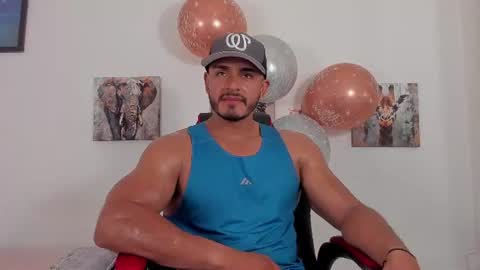 Snapshot of magnusclark chatting on 07-15-26, 06:57 Magnusclark online show from 07-15-26, 06:57