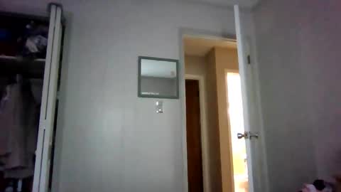 Kaye online show from 12-17-25, 09:54