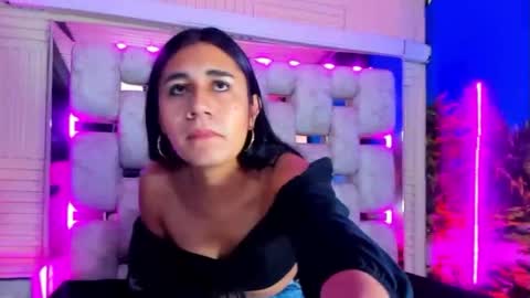 Snapshot of mahiara_hot chatting on 05-19-26, 12:55 mahiara hot online show from 05-19-26, 12:55