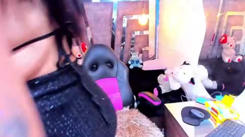 Snapshot of mahiara_hot chatting on 07-30-26, 12:59 mahiara hot online show from 07-30-26, 12:59