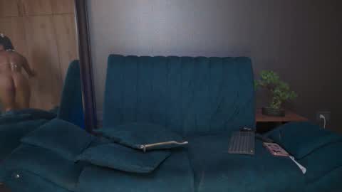 Maia Stark online show from 11-14-25, 02:43