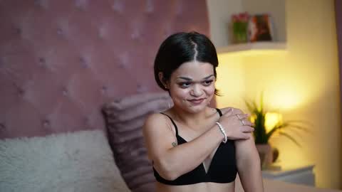  Maia  online show from 10-06-25, 06:38