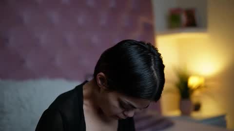  Maia  online show from 10-14-25, 09:37