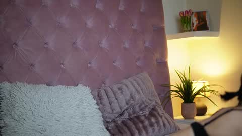  Maia  online show from 02-13-26, 11:01