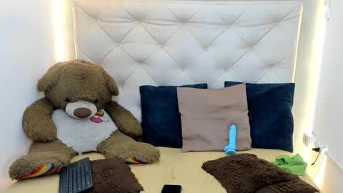 maicolparker0 online show from 03-20-26, 02:00