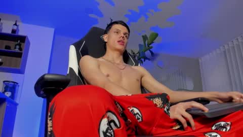 Snapshot of maicolruggeri chatting on 02-03-26, 06:40 MAICOL online show from 02-03-26, 06:40