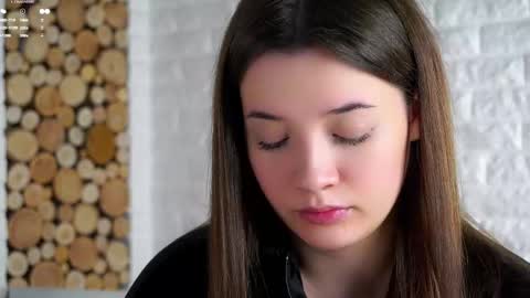 Lucy online show from 01-08-26, 02:03