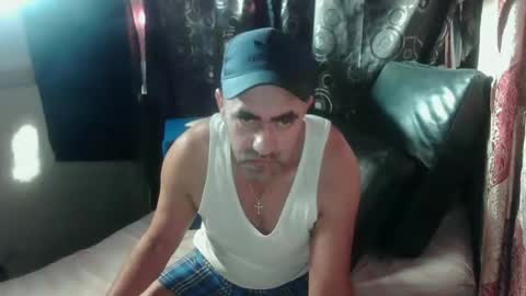 Snapshot of maik198021 chatting on 09-17-25, 11:45 maik198021 online show from 09-17-25, 11:45