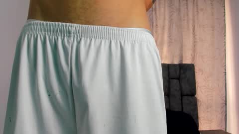 Maikol online show from 12-22-25, 01:30