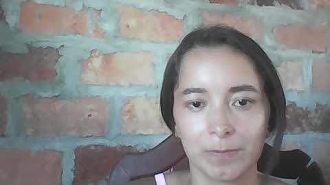 Snapshot of maile1997 chatting on 07-16-26, 01:17 maile1997 online show from 07-16-26, 01:17