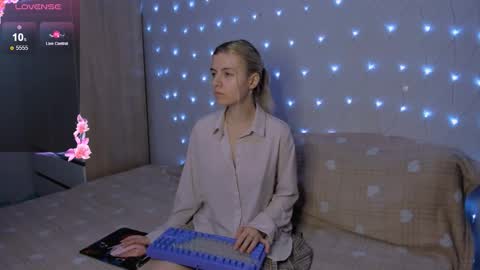 Your kitty online show from 03-12-26, 04:02