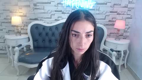 Maily online show from 01-18-26, 01:04