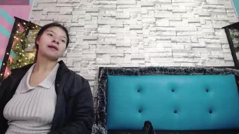  MAILY CAN  online show from 12-05-25, 01:31