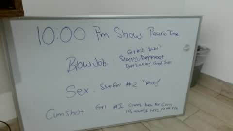 Snapshot of mainlypov chatting on 06-24-26, 02:10 mainlypov online show from 06-24-26, 02:10