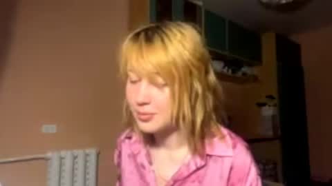 Evie online show from 06-07-26, 07:39
