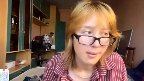 Evie online show from 06-29-26, 03:45