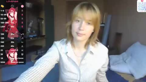 Evie online show from 07-03-26, 03:18