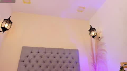 maite_smith69 online show from 05-11-26, 12:00