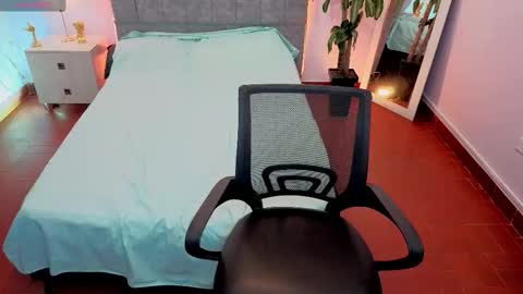 MAITE STONE1 online show from 03-12-26, 04:18