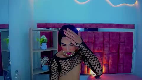 Snapshot of maitecandyxx chatting on 06-05-26, 07:14 maitecandyxx online show from 06-05-26, 07:14