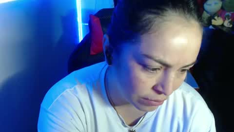 Hello friends Im on another account    online show from 01-16-25, 01:48