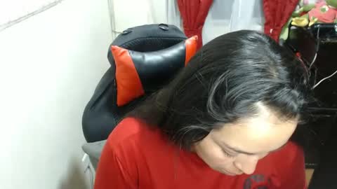 Hello friends Im on another account    online show from 01-20-25, 01:28