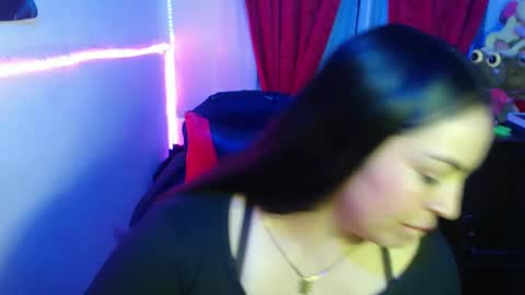 Hello friends Im on another account    online show from 01-31-25, 04:14