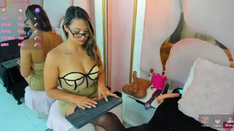 Snapshot of maiyajoness chatting on 05-06-26, 04:19 maiyajoness online show from 05-06-26, 04:19