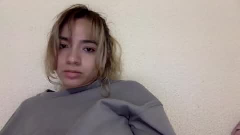 majo_gomezz online show from 04-16-26, 11:40