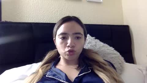 majo_gomezz online show from 05-19-26, 03:35