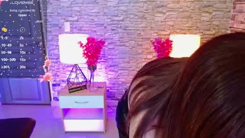 Snapshot of makarena_medina chatting on 04-19-26, 10:12 Makarena online show from 04-19-26, 10:12