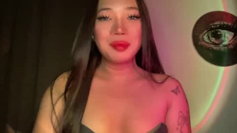 Snapshot of makemesquirt_xxx chatting on 06-13-26, 01:14 KEANA online show from 06-13-26, 01:14